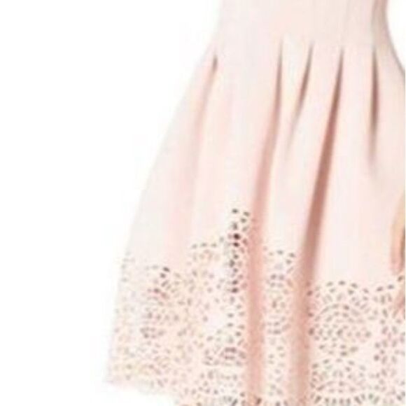 VINCE CAMUTO Size 14P Laser Detail Light Pink Dress has pockets! - Picture 4 of 16
